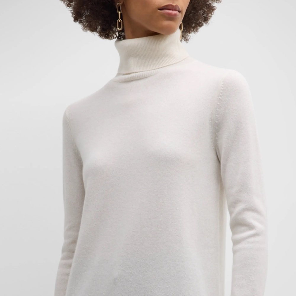 Neiman Marcus Cashmere Collection Winter White Cashmere Turtleneck Top Women's